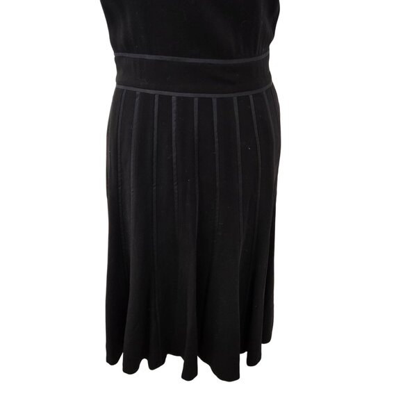 Ann Taylor Textured Striped Fit & Flare Double V-Neck Dress Size 2 - Picture 6 of 8